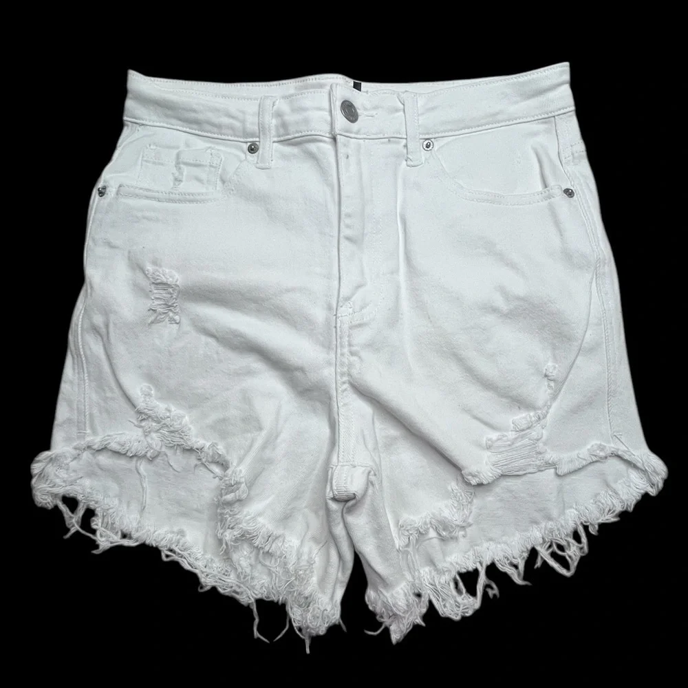 Risen High Waist White Distressed Women Shorts, Size Large - Picture 1 of 9